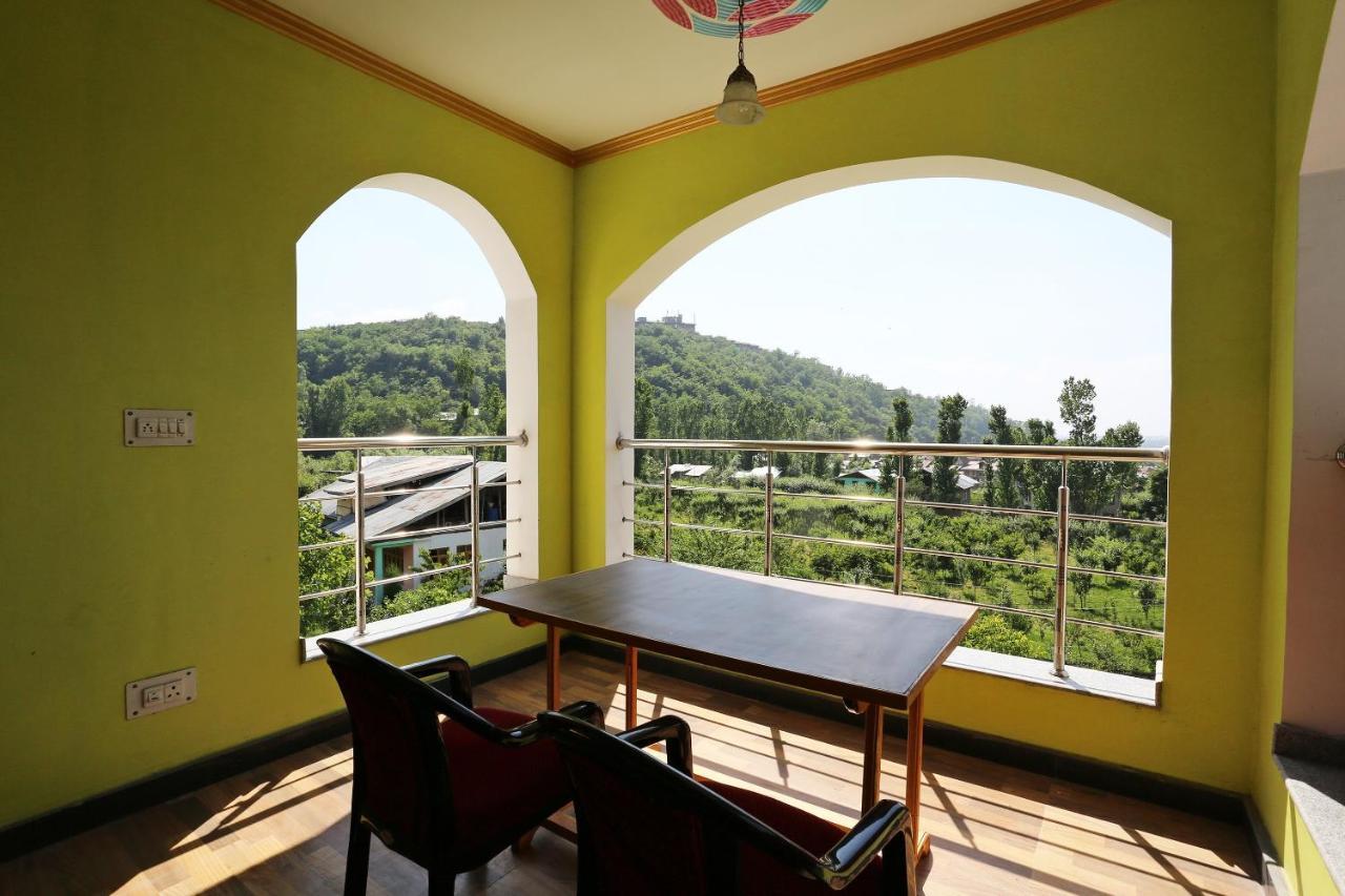 Super Oyo Hotel El Classics Srinagar  Ngoại thất bức ảnh